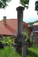 https://upload.wikimedia.org/wikipedia/commons/thumb/e/e4/%C5%A0eb%C3%A1%C5%88ovice_%28Vrchotovy_Janovice%29_%281.%29.jpg/800px-%C5%A0eb%C3%A1%C5%88ovice_%28Vrchotovy_Janovice%29_%281.%29.jpg