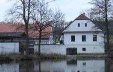 Spol (Neveklov), dm slo 4.jpg