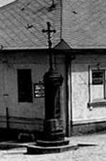 http://files.knihovna-klimkovice.webnode.cz/200003344-e48bce5850/N%C3%A1m%C4%9Bst%C3%AD%20-%20Radnice%20s%20knihovnou.jpg