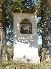 Kaplika severn od Kladrubc.jpg