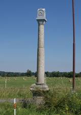 https://upload.wikimedia.org/wikipedia/commons/thumb/c/c4/Tochovice_column_01.JPG/800px-Tochovice_column_01.JPG