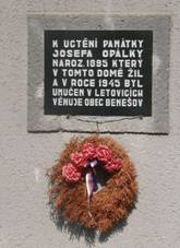 Pamatnik Josefa Opalky (Benesov, Blansko District).jpg