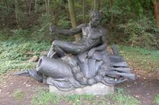 File:Mars statue (Blansko)1.JPG