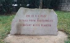 Blansko, pomnk setkn s rudoarmjci.jpg