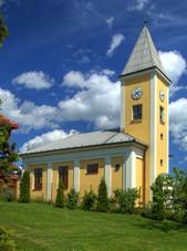 https://upload.wikimedia.org/wikipedia/commons/thumb/3/34/Kaple_svat%C3%A9ho_Josefa%2C_Bukov%C3%A1%2C_okres_Prost%C4%9Bjov.jpg/800px-Kaple_svat%C3%A9ho_Josefa%2C_Bukov%C3%A1%2C_okres_Prost%C4%9Bjov.jpg