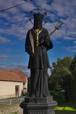 Socha na most, Drnovice, okres Blansko.jpg