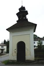 File:Nyklovice kaplika.JPG