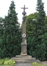 https://upload.wikimedia.org/wikipedia/commons/thumb/a/a4/Sojovice%2C_k%C5%99%C3%AD%C5%BE.jpg/800px-Sojovice%2C_k%C5%99%C3%AD%C5%BE.jpg