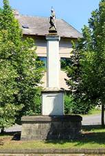 Socha sv. Prokopa na n�vsi