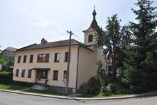 Doln�-Kounice--�lut�-kaple2013.jpg