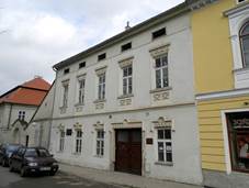 M욝ansk� d�m - Doln� Kounice Tov�rn� 128-1.jpg