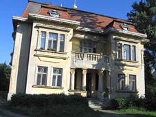Dolni Kounice vila.jpg