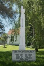 Horni Herspice - pomnik obetem druhe svetove valky.jpg