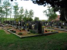 Nebovidy, h�bitov.jpg