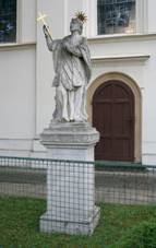 Socha svat�ho Jana Nepomuck�ho u kostela, Podol�.jpg