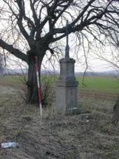 http://www.collegium.cz/pamatky-databaze/krizky/img/fotky/Hejtmankovice/nahledy/hj_12_01.jpg
