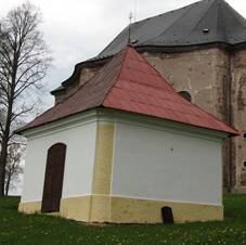 Hemnkovice (okr. Nchod), kostel Vech svatch.JPG