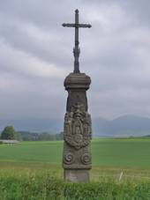 JetÅ™ichov, kÅ™ÃÅ¾ s korunovÃ¡nÃm Panny Marie 01.jpg