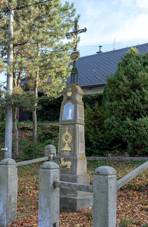 Petroviky (Velk Petrovice), k u zbrojnice 01.jpg