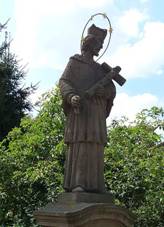 VelkÃ¡ Ledhuje socha sv. Jana NepomuckÃho.JPG