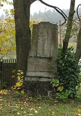 Milotice nad Opavou, pomnk.jpg