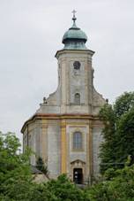 https://upload.wikimedia.org/wikipedia/commons/thumb/b/bb/Church_of_the_Immaculate_Conception_%28Velk%C3%A9_Heraltice%29_7141.jpg/800px-Church_of_the_Immaculate_Conception_%28Velk%C3%A9_Heraltice%29_7141.jpg