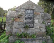 Brezi (Zbysov) E. Pamatnik.jpg