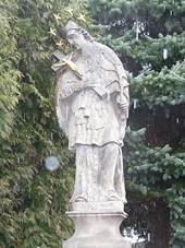 Socha sv.Johana - panoramio.jpg