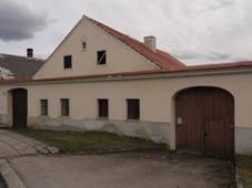 Besednice - Nmst 125 a 126.jpg