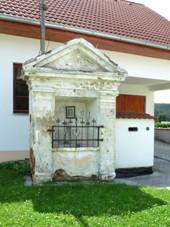 Borovnice (B) - kaplika u . 19.jpg