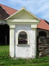 Borovnice (B) - kaplika na rozcest.jpg
