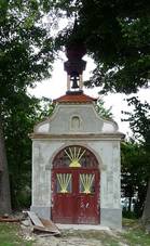 File:Lni�t� - kaple.jpg