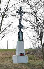 Ledenice-Ohrazen, k u silnice (4734).jpg