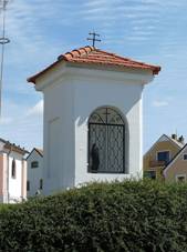 Hodjovice - kaplika 2.jpg