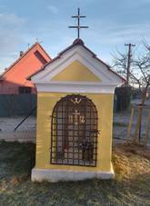 Kaple v Lip na rozcest.jpg