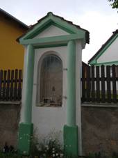 Vklenkov kaplika na nmst Maxe vabinskho.jpg