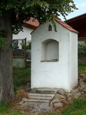 Nov Ves B - kaplika 2.jpg