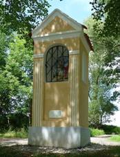 Nov Ves B - kaplika 1.jpg