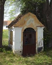 Doln Stropnice, kaplika.JPG