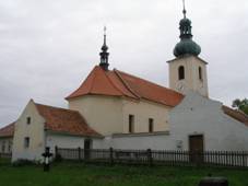 Kostel svatho Jana Nepomuckho od severovchodu