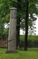 Trhov Sviny, rozcestnk na Nov Hrady.JPG