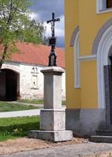 K u kaple ve Velicch (Q104973041).jpg