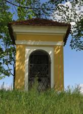 Vlhlavy, kaplika svatho Jana Nepomuckho.jpg