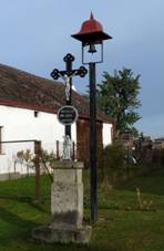 Bor (Velen), zvonika a kek (01).jpg