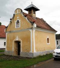 Nov Ves, nvesn kaplika.jpg