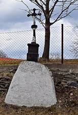 Wayside cross in Prostedn Svince 01.jpg