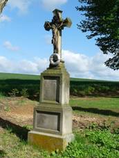 Hit (Pibyslav), krizek 01a.jpg