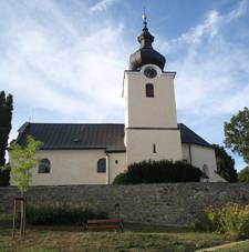 Church of Saint Nicholas in Krucemburk, Havlkv Brod District.jpg