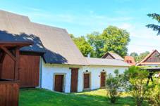 Dm p. 4, Hude - chlvy.jpg