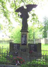 Strizov (Chotebor), pomnik 01.jpg